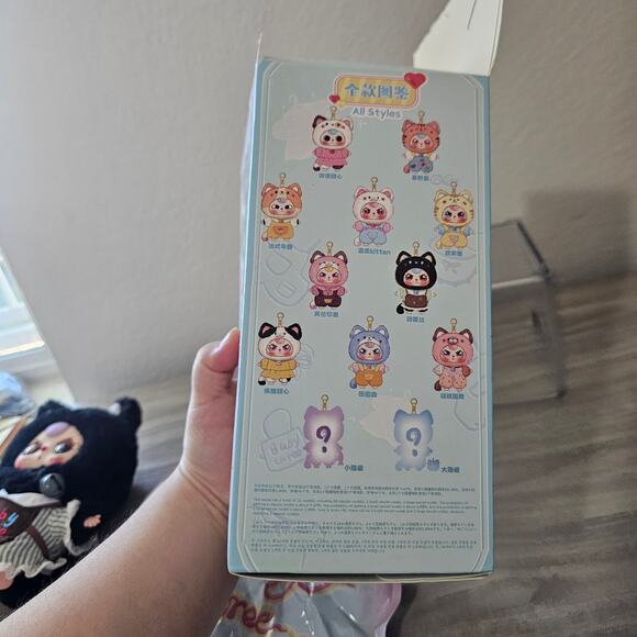 Baby Three Kitten Wardrobe OPEN BOX CONFIRMED Sweet Lace Black cat Plush Pendent - Picture 9 of 11